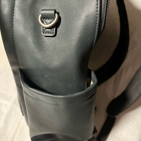 Skip Hop Gray Laptop Backpack - Picture 3 of 11